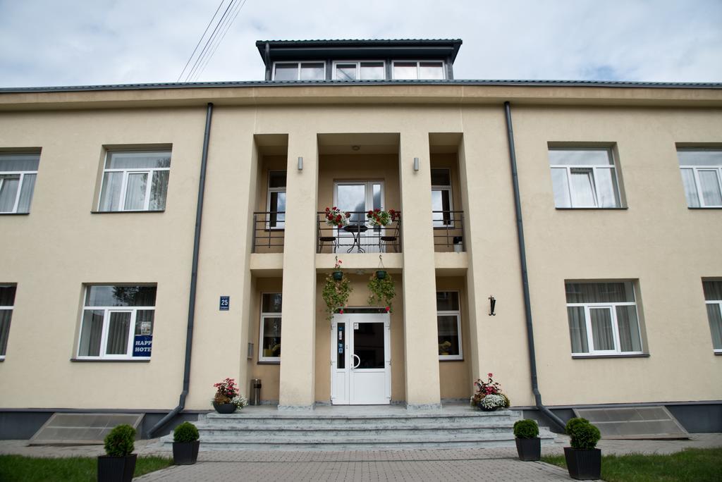 Happy Hotel Riga Exterior foto